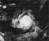 Earl trekt vlak langs St. Maarten